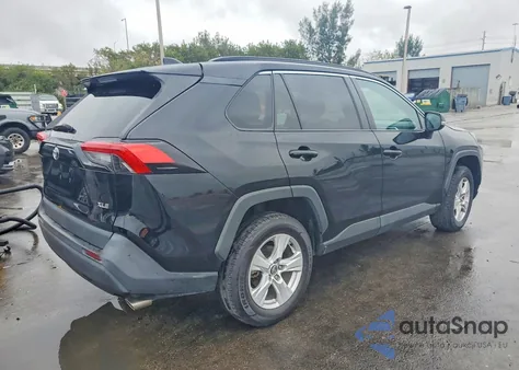 2020 Toyota Rav4 Xle z USA, uszkodzony, nr VIN 2T3W1RFV7LC050989